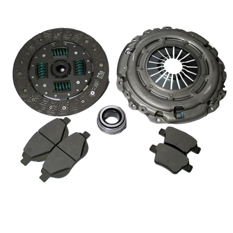 بسته تعویض دیسک و صفحه کلاچ و لنت ترمز جیلی امگرند EC7 , RV7