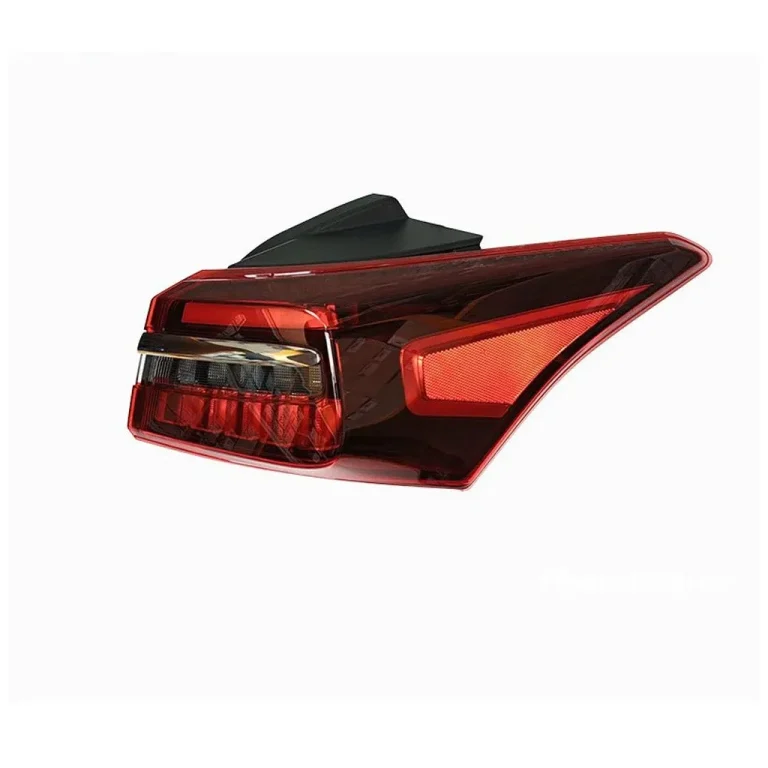 خطر عقب راست گلگیر چری آریزو 6