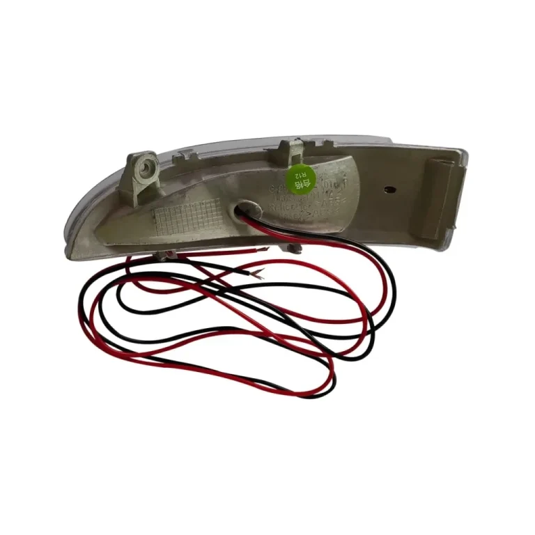 راهنما روی آینه بغل سمت شاگرد ولکس C30