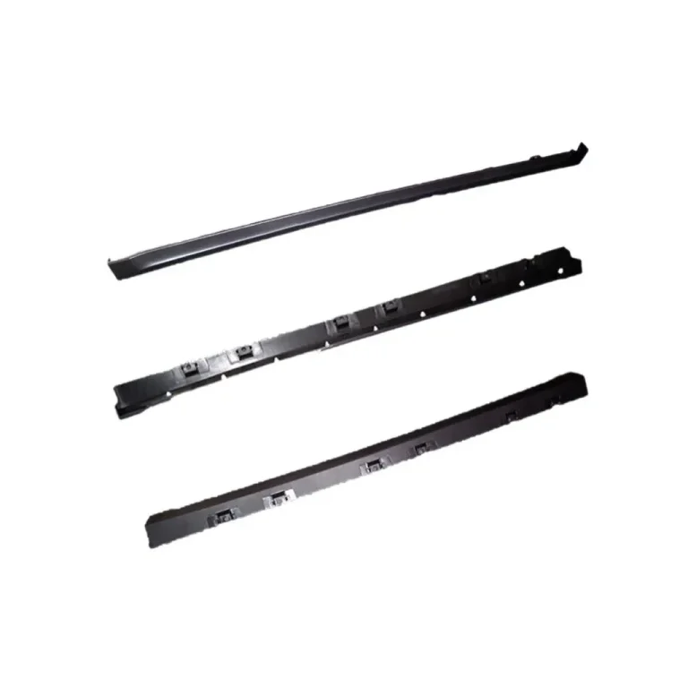 قاب رکاب چپ ام وی ام 550