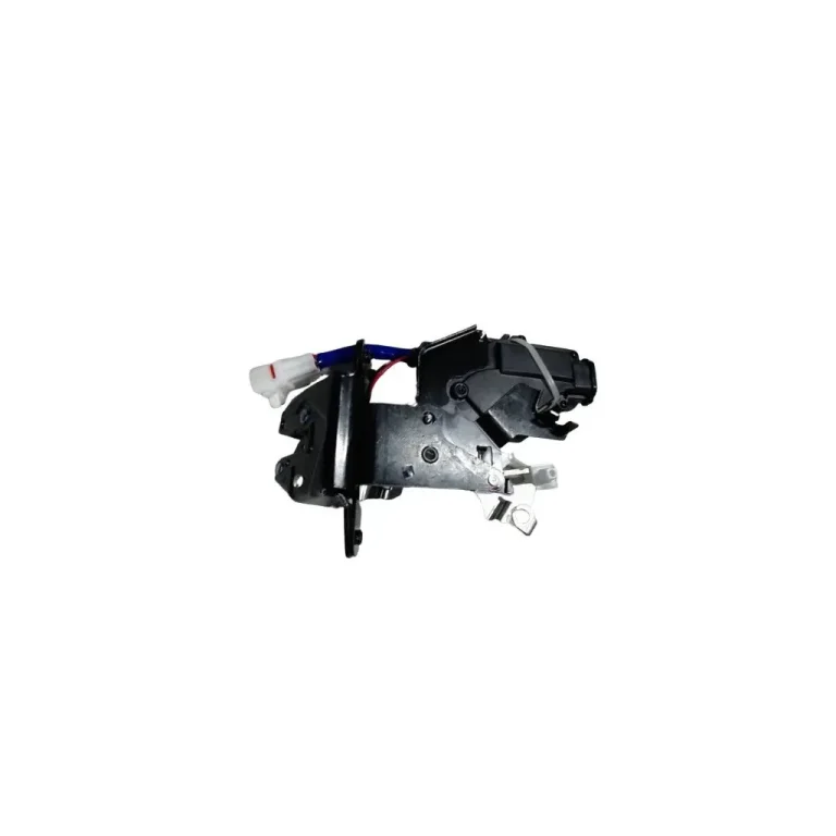 قفل درب صندوق جیلی امگرند EC7,RV7 و X7 شاسی