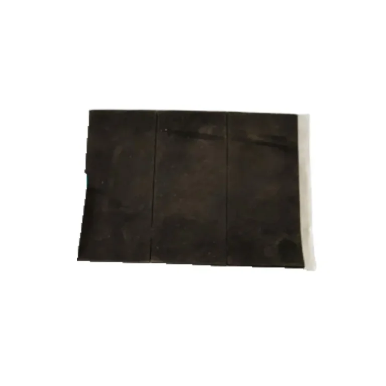 لاستیک بین چراغ و شبکه سپر جلو لاماری ایما