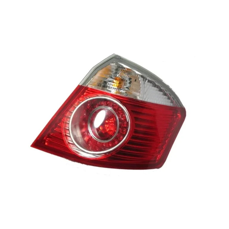 چراغ خطر عقب روی گلگیر چپ لیفان 520